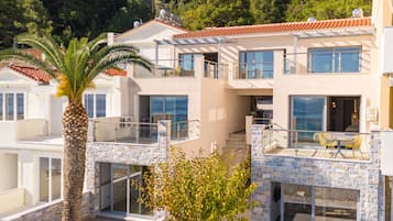 Fachada del alojamiento