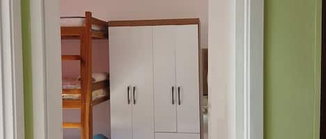 2 Schlafzimmer, Bügeleisen/Bügelbrett, WLAN, Bettwäsche
