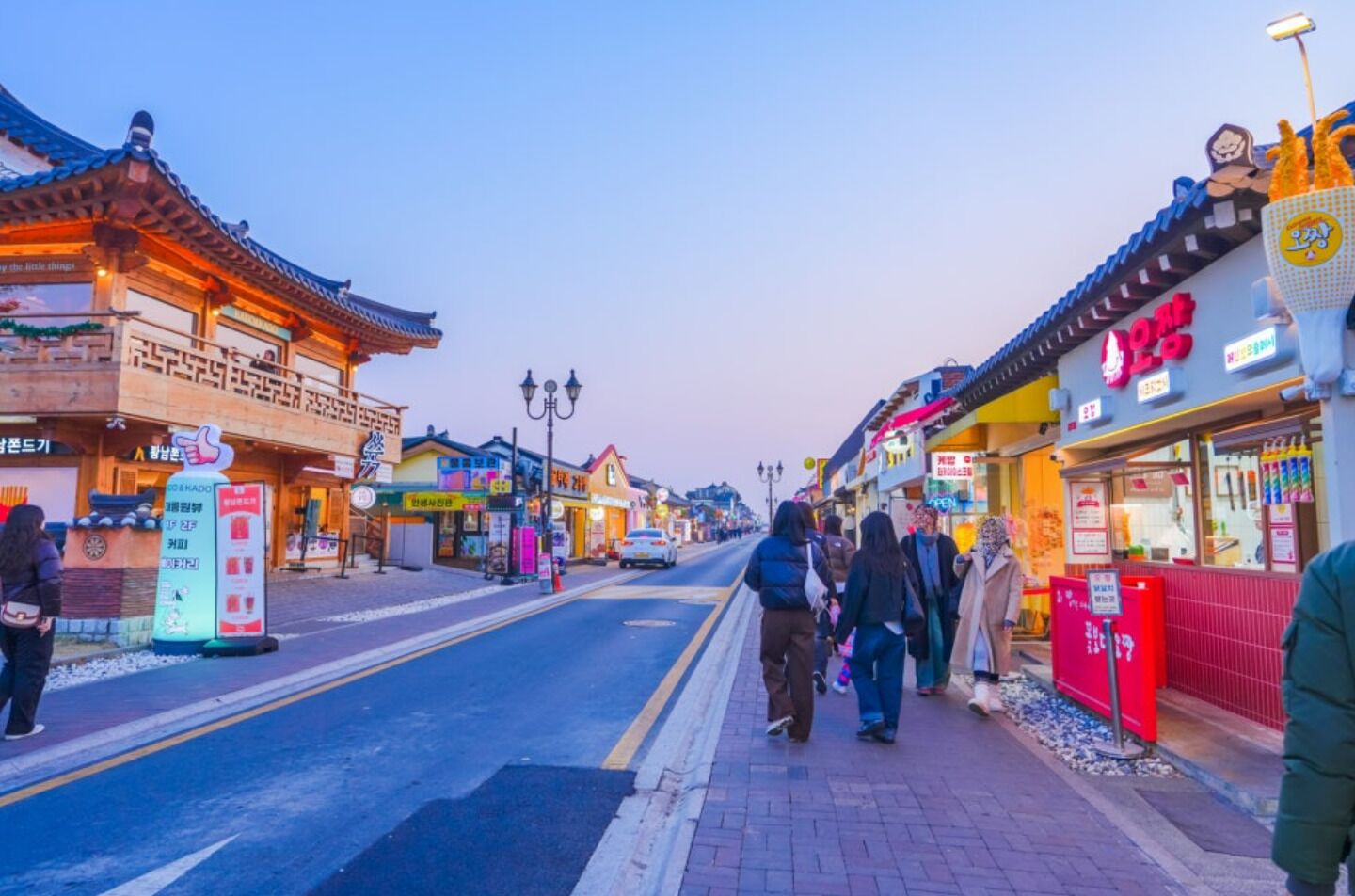 สถานที่น่าสนใจ