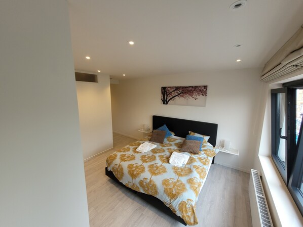 Appartamento | Biancheria da letto di alta qualità, postazione laptop, Wi-Fi gratuito