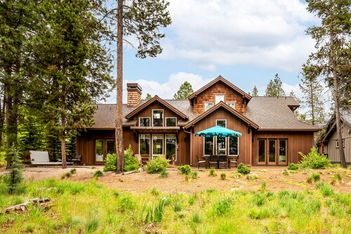 TRAI39 - Stunning Caldera Springs Home