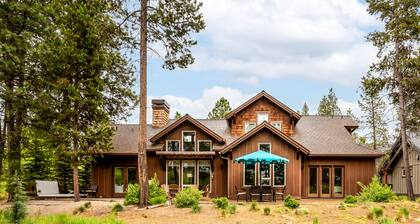 TRAI39 - Stunning Caldera Springs Home