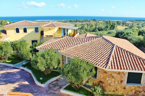 Grazioso Bilocale a Solo un Minuto da Budoni e a 5 Minuti da San Teodoro