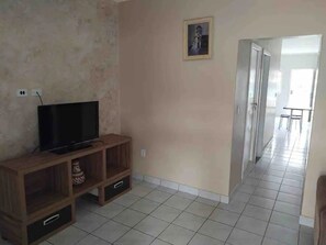 Interior - Casa em Praia Grande com Piscina a 130 m Praia (Maracanã Praia Grande)