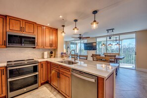 Fridge, microwave, oven, stovetop - Sea Grape Bay #303 - Cozy Bay-View Home with Screened-in Lanai (Fort Myers Beach)