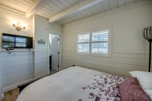 3 chambres, fer et planche à repasser, Wi-Fi gratuit, draps fournis