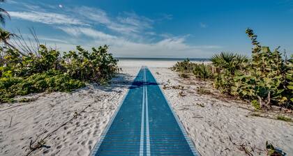 Beach Villas #203 - Lovely Condo Right on the Beach!