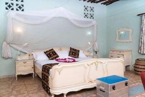 4 bedrooms, WiFi