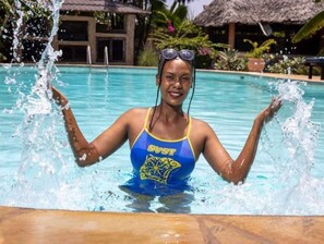 Pool - Amani Paradise - 3bedroom villa with patio & pool (Diani Beach)