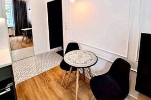 Dining - Old Ochota Prime Studio (Warszawa)