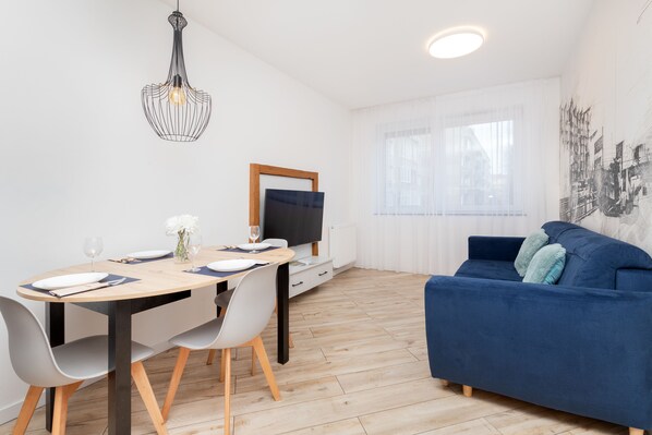 Living area - Aesthetic Deep Blue Apartment by Renters (Gdansk)
