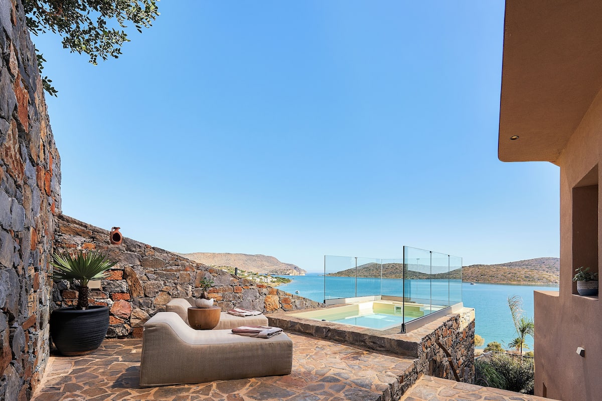Maisonette with Plunge Pool and Sea View | Utsikt mot strand/hav