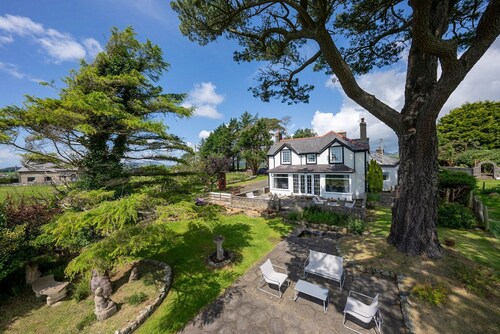 Period Property in a Superb Setting with Spectacular Views | Pen-Y-Garnedd