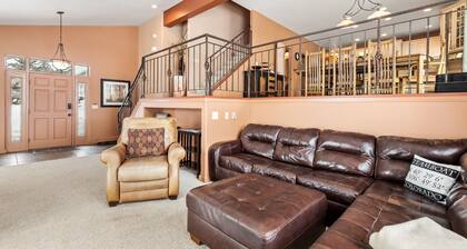 Gather the Whole Crew at Grand Generations Lodge – 7BR Mountain Retreat!