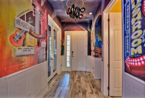 Interior - Last Minute Disney! Private Pool, Hot Tub, Game Room & Themed Bedrooms. Book Now! #35510 (Orlando)