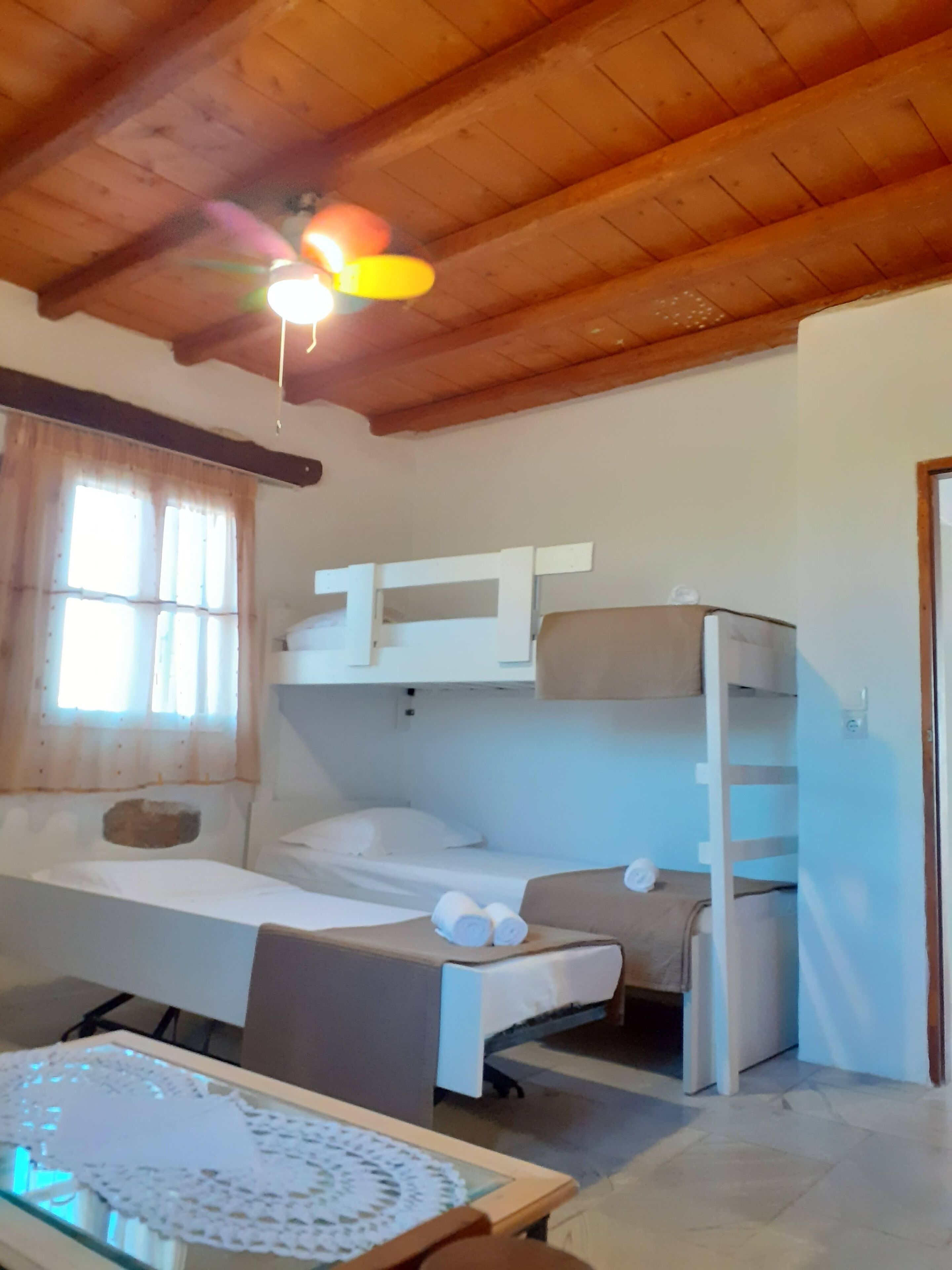 8 Schlafzimmer, Bügeleisen/Bügelbrett, WLAN, Bettwäsche