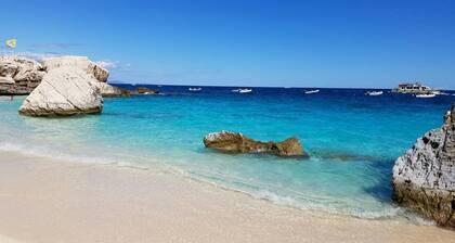 4½-room apartment (126m²) on ground floor with veranda and access to the garden.