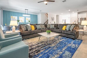 Smart TV - Last Minute Disney! Private Pool, Hot Tub & Themed Bedrooms. Book Now! #105265 (Orlando)