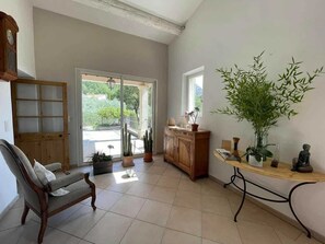Interior - Superbe Maison en Provence Avec Piscine, Magnifique vue sur le Luberon (Robion)