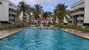 Outdoor pool - Amazing beachfront apartment on the beach (Río Grande)