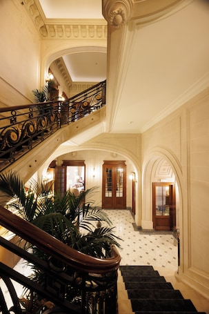 Reception. Hotel Fleur de Ville