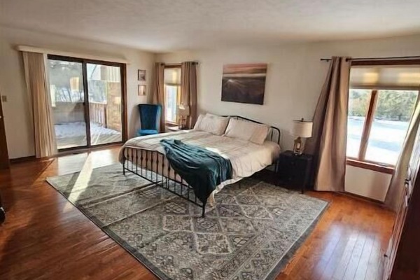 5 habitaciones, tabla de planchar con plancha y wifi gratis