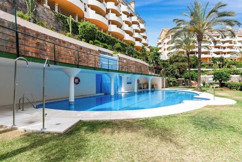 Duplex in Puerto Banus by Costarentals - Ref M40