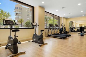 Fitness facility - Stunning Infinity Pool apt by Costarentals - Ref M44 (Estepona)