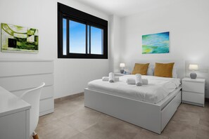 2 soverom, strykejern/-brett, wi-fi (inkludert) og sengetøy