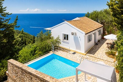 Villa Jasmine - One Bedroom Villa, Sleeps 2