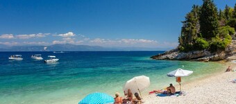 Villa Marmari - Two Bedroom Villa, Sleeps 4