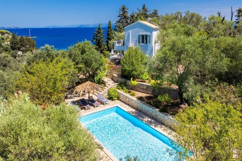 Villa Marmari - Two Bedroom Villa, Sleeps 4