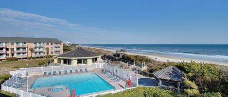 Piscine couverte, piscine extérieure