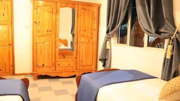 2 Schlafzimmer, Bügeleisen/Bügelbrett, Reisekinderbett, kostenloses WLAN