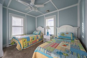 3 室のベッドルーム、WiFi