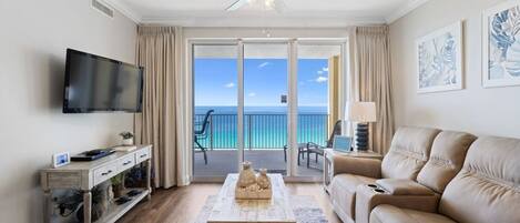 Smart TV, DVD player