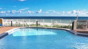 Pool - Beautiful Tropic Winds Beachfront Condo 2BR,2BA Beach chair serv thru march- oct (Panama City Beach)