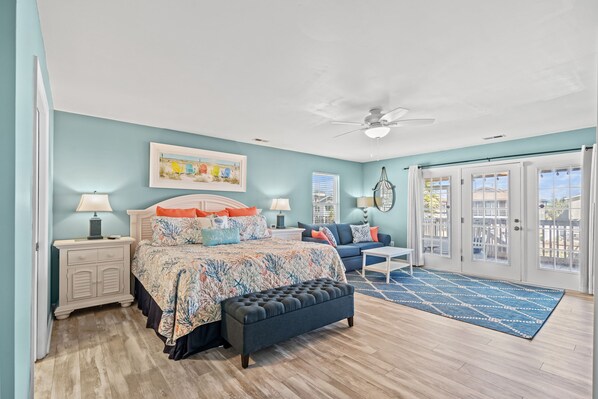 4 chambres, fer et planche à repasser, accès au Wi-Fi (inclus)