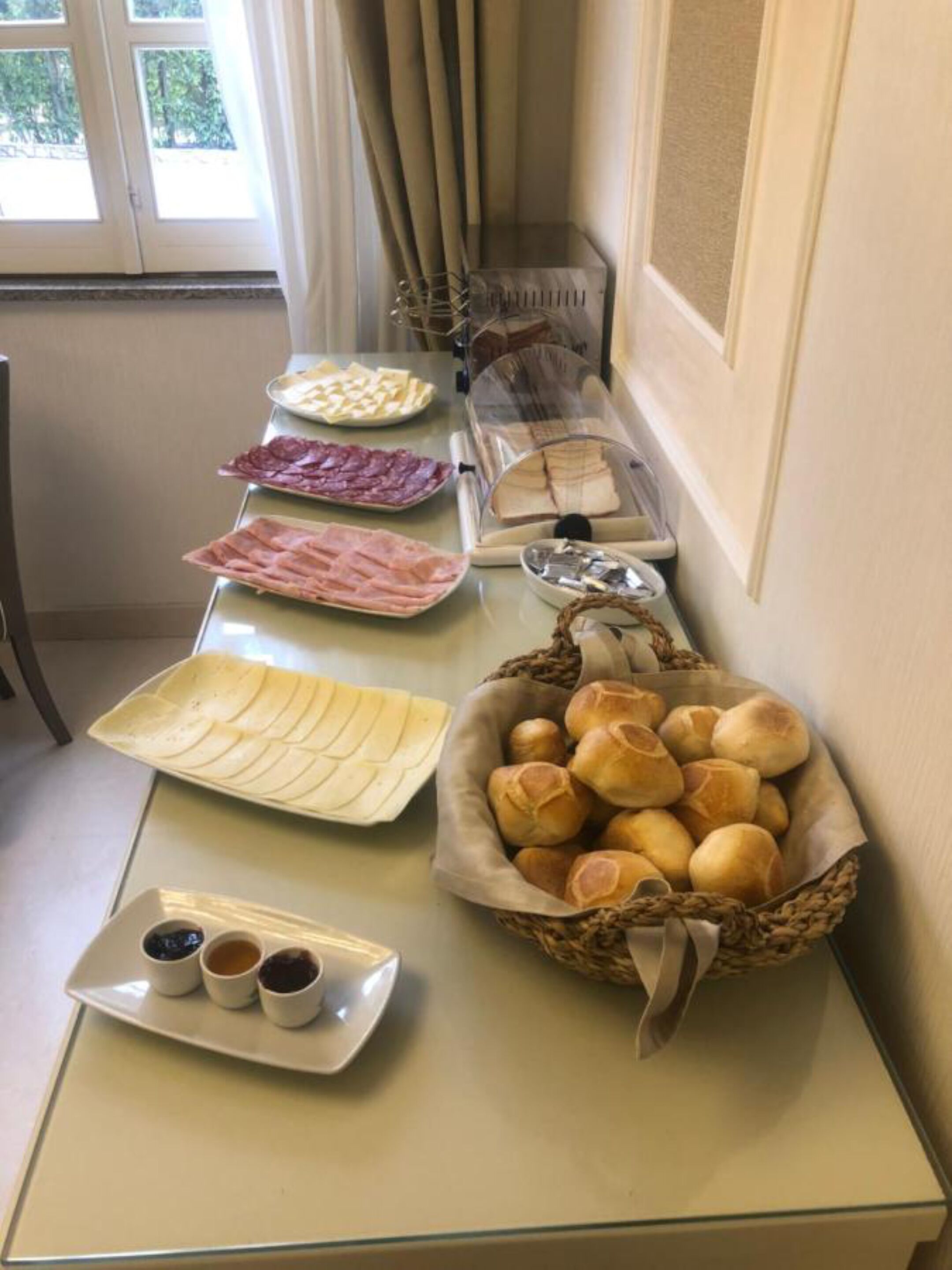 뷔페 아침 식사