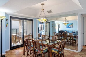 Dining - Summer Winds A-513, Oceanfront Condo in Indian Beach, NC! (Indian Beach)