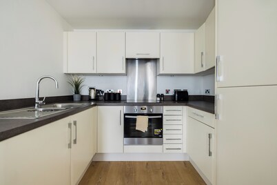 Spacious 2 Bed Flat in Hoxton