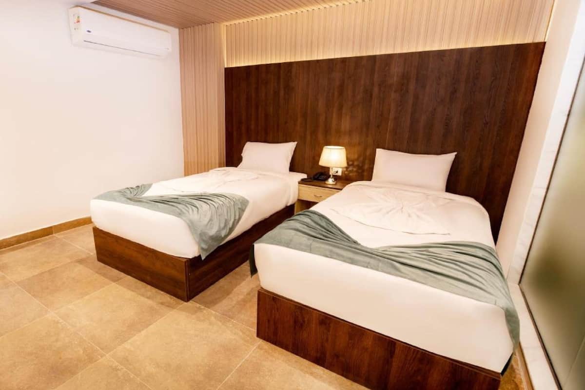 Minibar, desk, blackout curtains, soundproofing