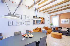 Interior - Palazzetto San Stin (Venice)