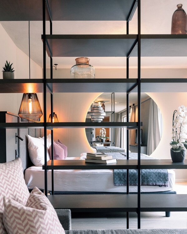 Panoramic Loft, Garden View | 1 bedroom, in-room safe, soundproofing, free WiFi