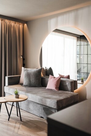 Superior Loft, Garden Area | 1 bedroom, in-room safe, soundproofing, free WiFi - Belia Lofts - ADULTS ONLY - Apartments (Appiano Sulla Strada del Vino)