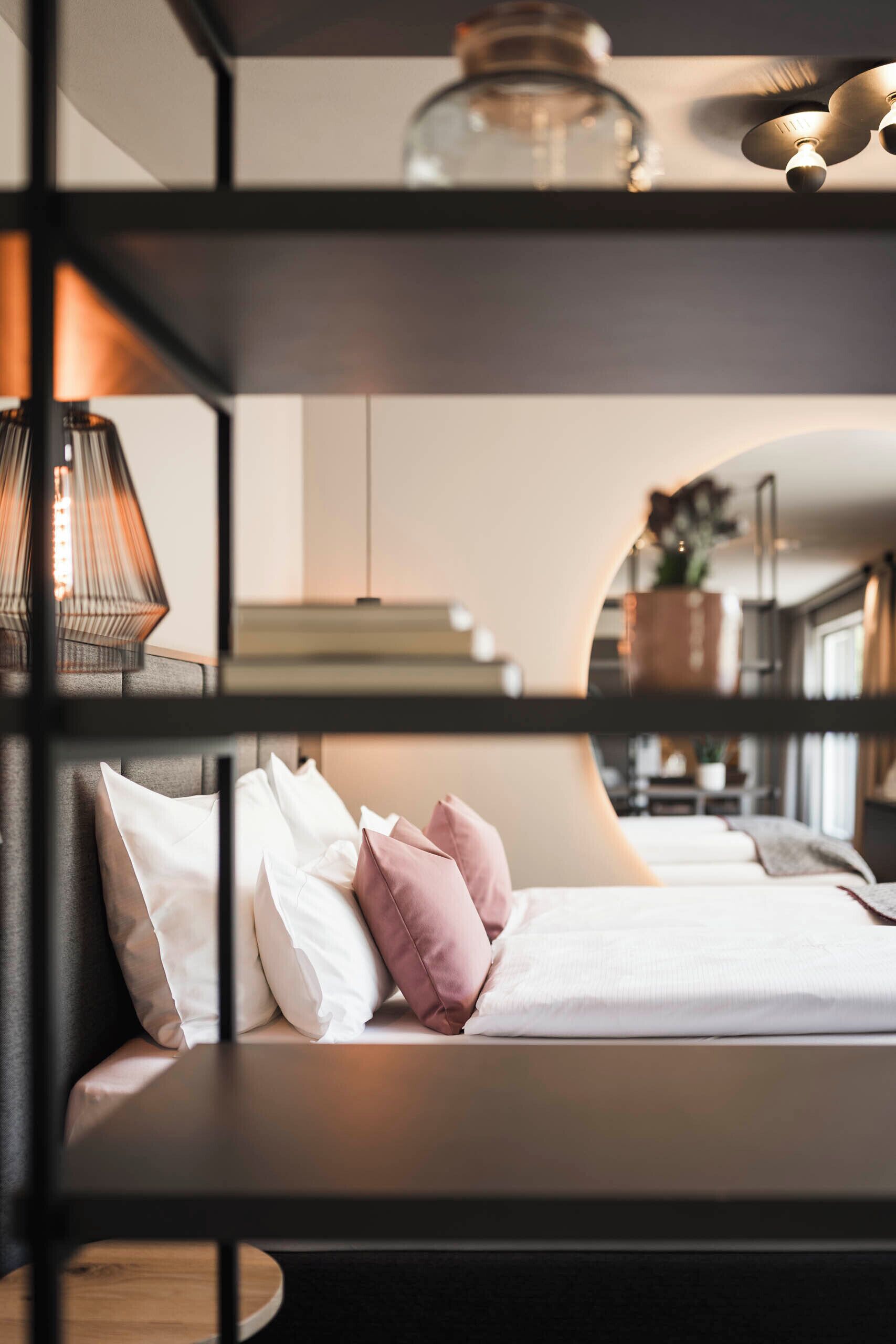 Loft panoramico, vista giardino | 1 camera, una cassaforte in camera, insonorizzazione, Wi-Fi gratuito