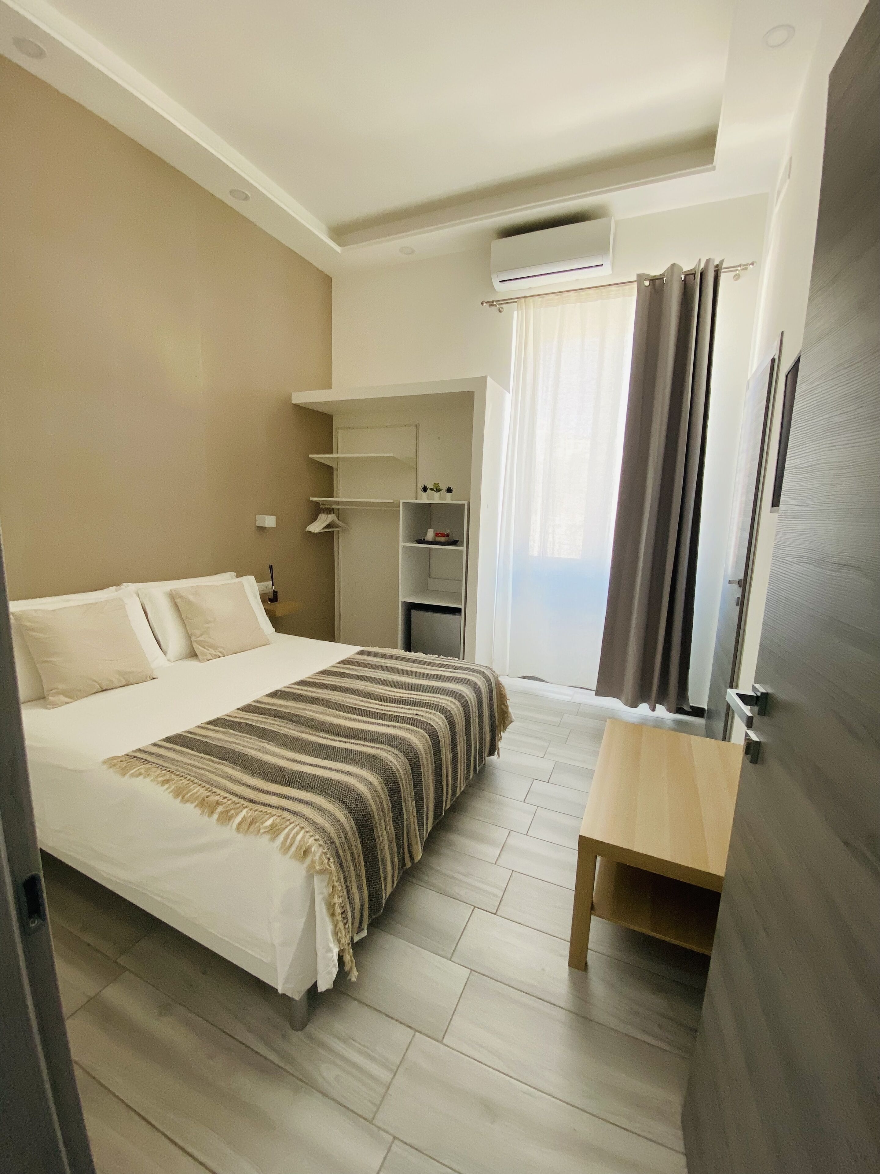 City kamer | 1 slaapkamer, luxe beddengoed, donsdekens