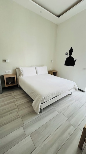 Design Room | 1 bedroom, premium bedding, down duvets, memory-foam beds - A casa di Gemma  (Naples)