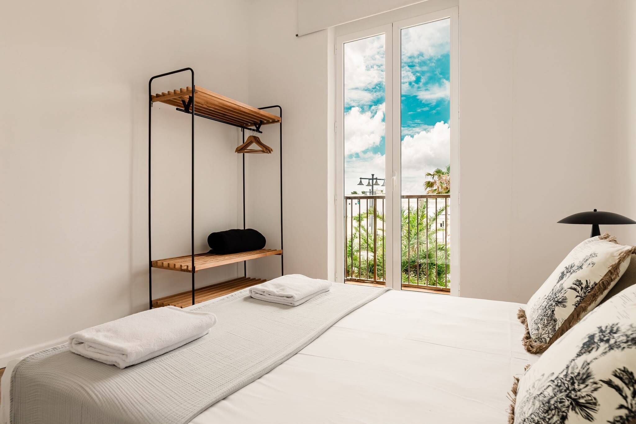 Classic Apartment | 3 bedrooms, free WiFi