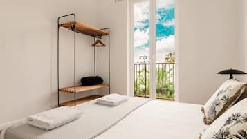 Classic Apartment | 3 bedrooms, free WiFi